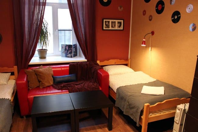 Двухместный номер с двумя отдельными кроватями и диваном-кроватью РОК